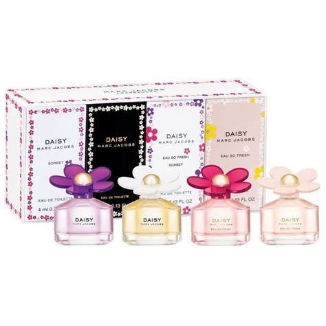 marc jacobs daisy collection.